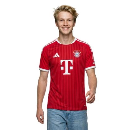 Автентична домакинска тениска  на adidas FC Bayern Home с 2026-2027