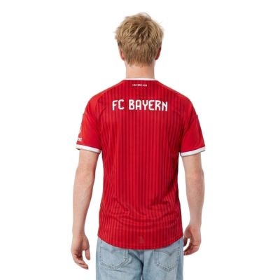 Автентична домакинска тениска  на adidas FC Bayern Home с 2026-2027